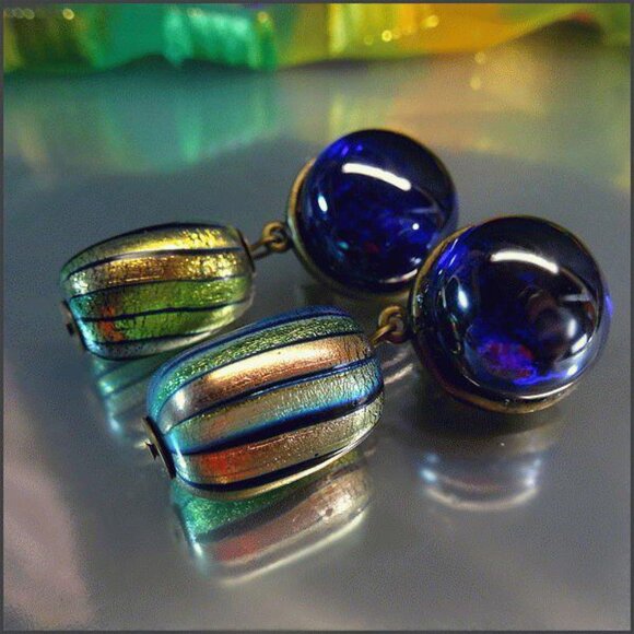 Art Glass Cobalt Electric Green Glass Italian Clip Earrings 17056 - Picture 3 of 6